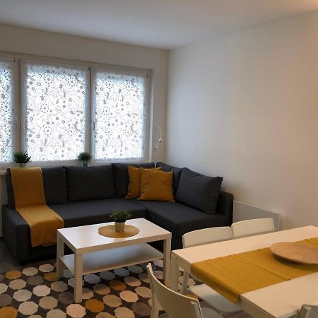 Millenove Apartman Balatonfoeldvar Ngoại thất bức ảnh
